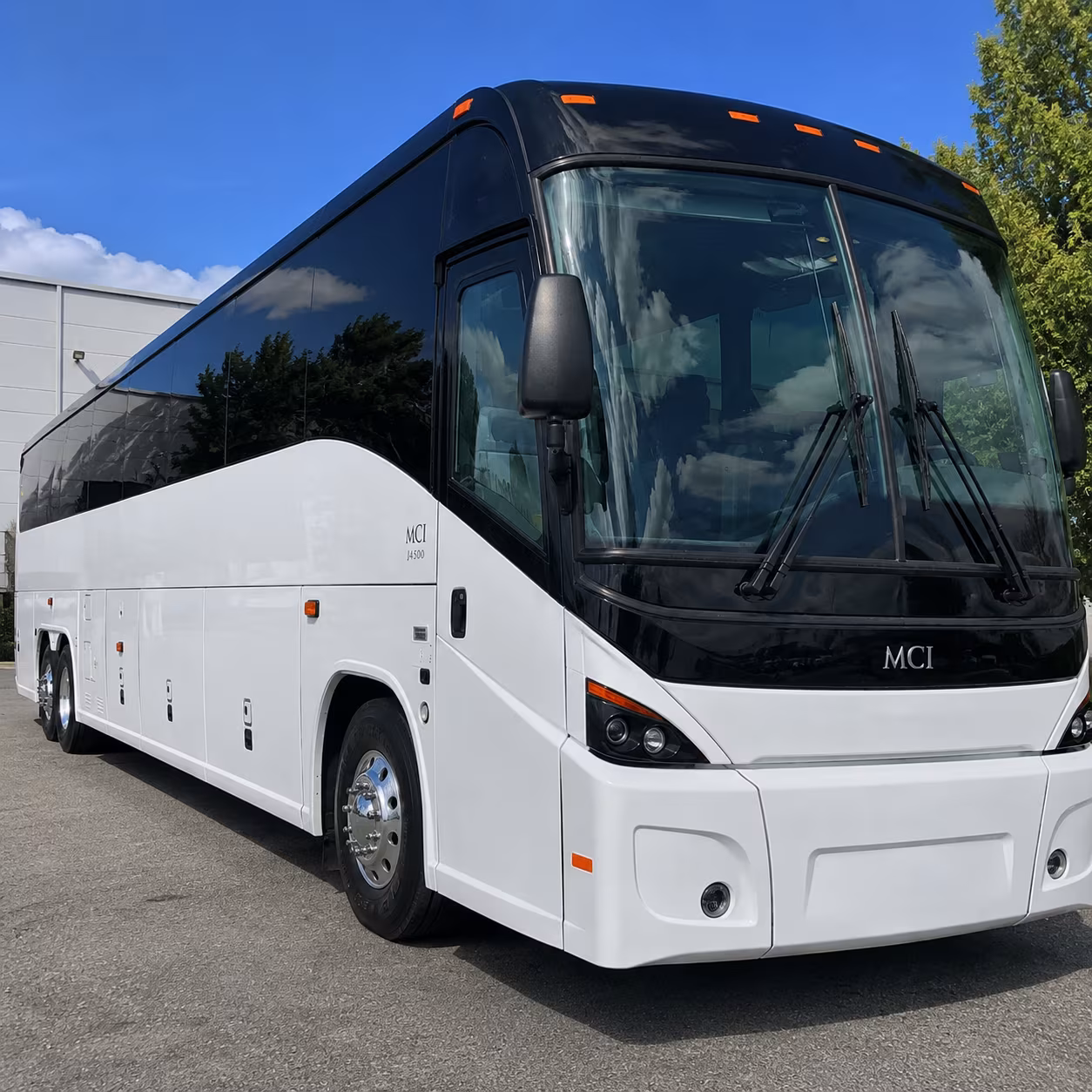 multi stop hotel and campus airport pickup loops in longview