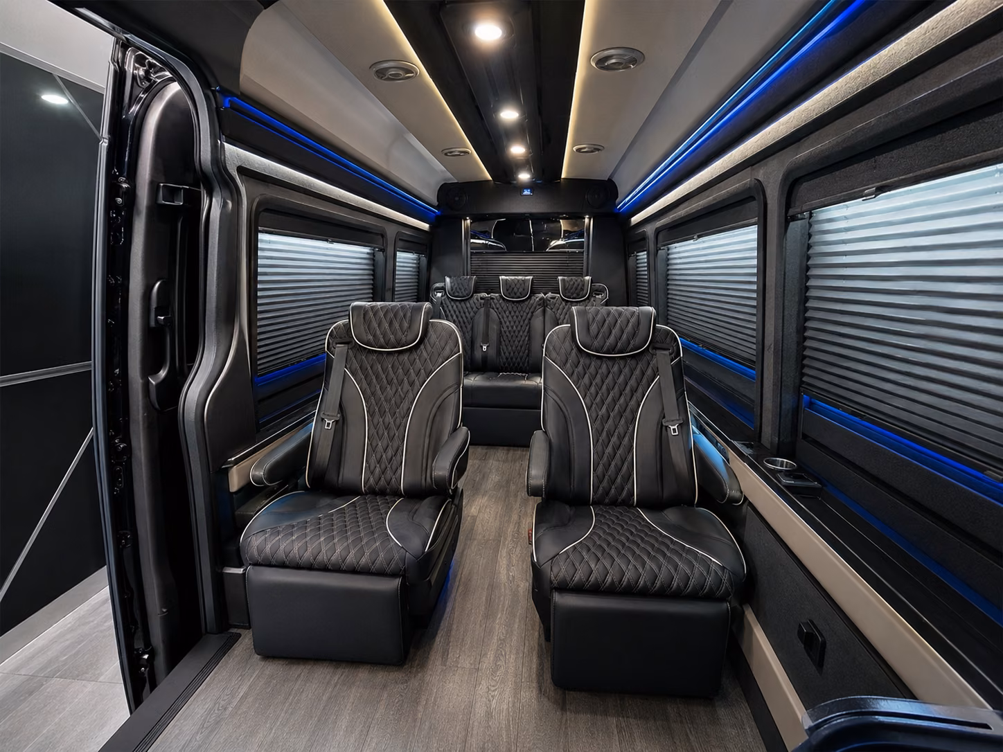 oil gas crew transport and corporate airport shuttles in east texas