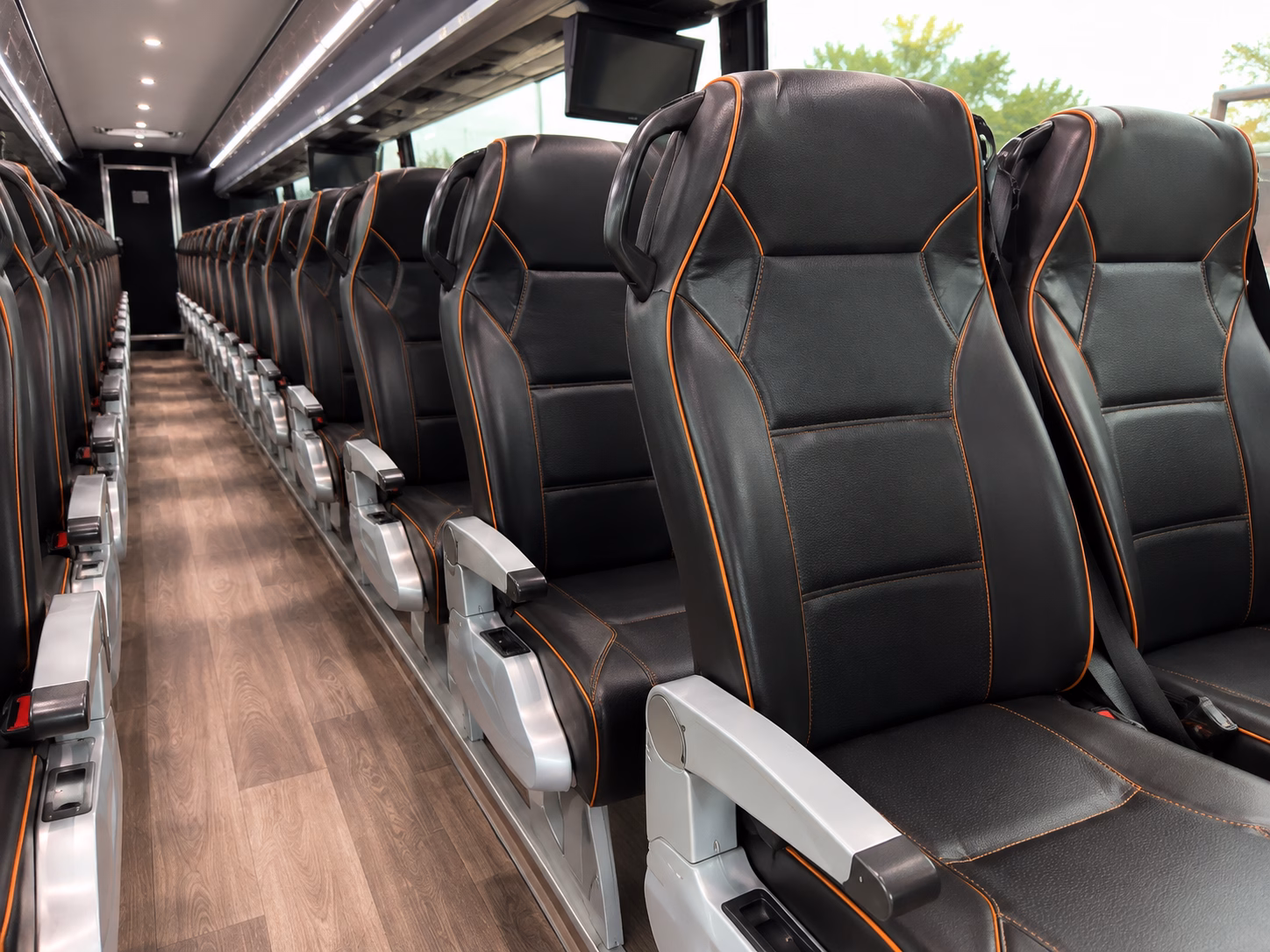 seasonal wine festival shuttles and event transportation near longview